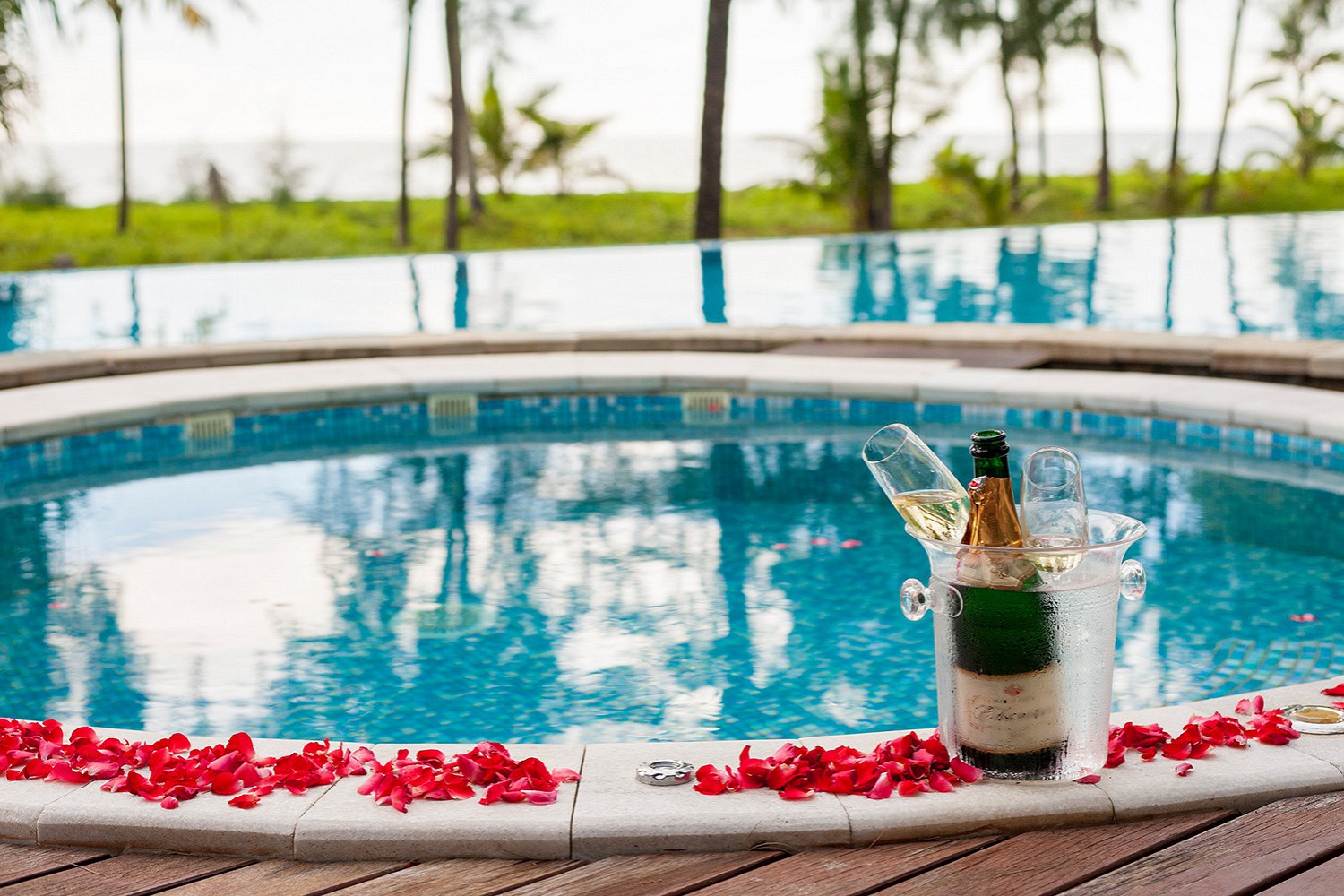 Oceanfront Jacuzzi Villa