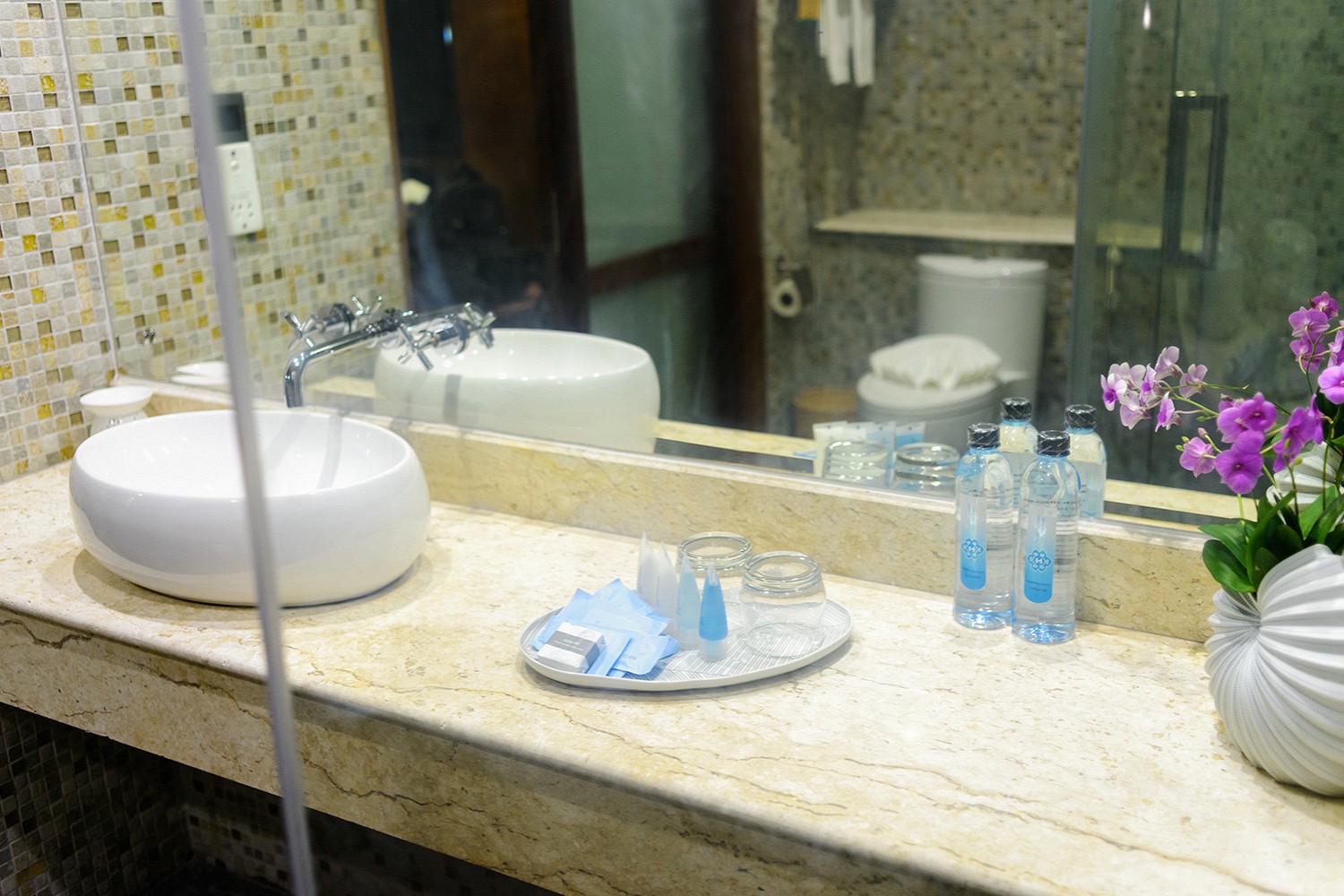 Oceanfront Jacuzzi Villa